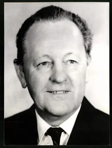Fotografie Portrait tschechoslowakischer Staats- und Parteichef Milos Jakes