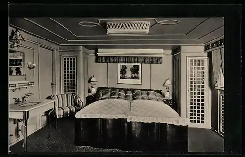 AK Passagierschiff Deutschland der H.-A.-Linie, Innenansicht der Luxuskabine