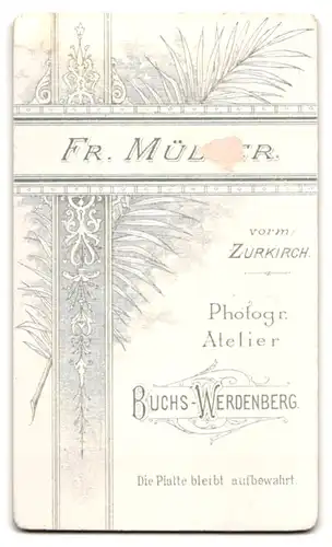 Fotografie Fr. Müller, Buchs-Werdenberg, Bürgerliche Dame mit zurückgebundenem Haar