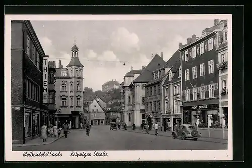 AK Weissenfels /Saale, Leipziger Strasse mit Geschäften