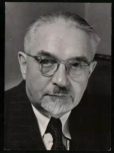 Fotografie Portrait Ministerpräsident Otto Nuschke
