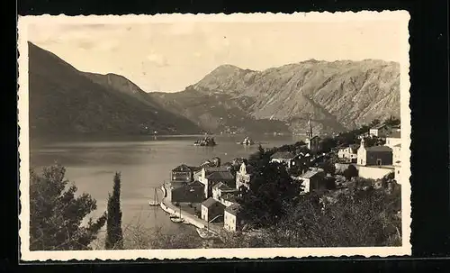 AK Perast, Ortspartie aus der Vogelschau
