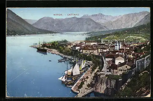 AK Kotor, Ortspartie mit Booten