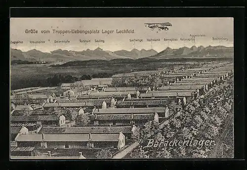 AK Lager Lechfeld, Blick über das Truppenlager, Doppeldeckerflugzeug, Baracken