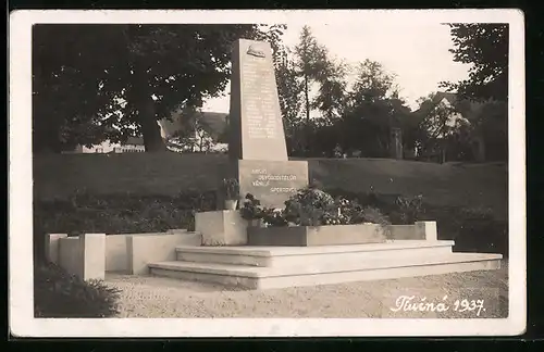 AK Tlucna, Partie am Denkmal 1937