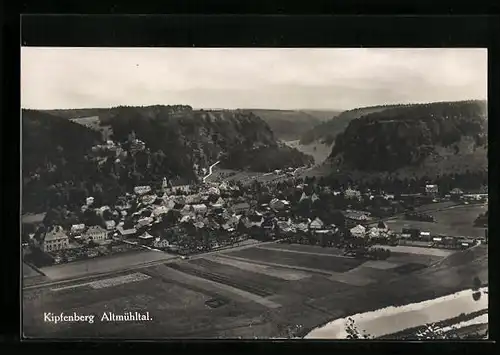 AK Kipfenberg im Altmühltal, Totalansicht von einem Berg aus gesehen