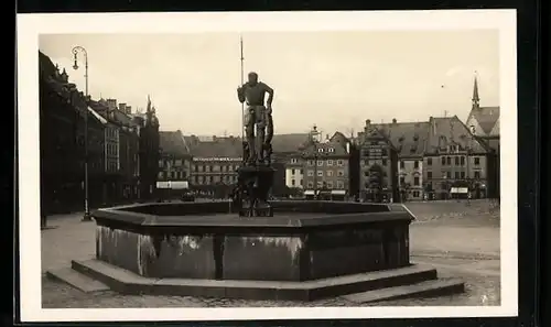 AK Eger, Markt mit Brunnen Wastl