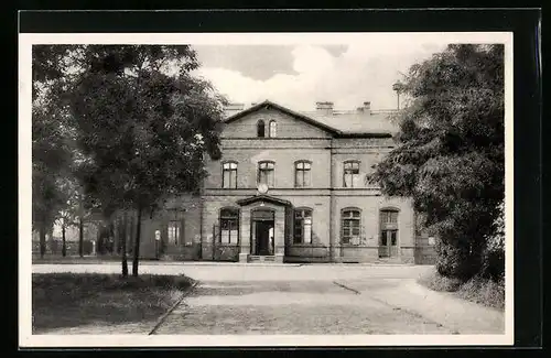 AK Raguhn, Bahnhof