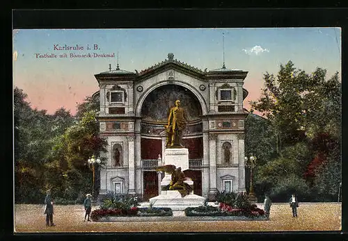 AK Karlsruhe i. B., Festhalle mit dem Bismarck-Denkmal