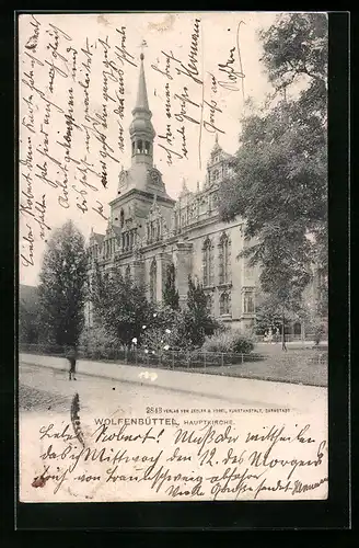 AK Wolfenbüttel, auf der Strasse vor der Hauptkirche