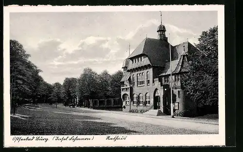 AK Burg auf Fehmarn, auf der Strasse vor dem Rathaus