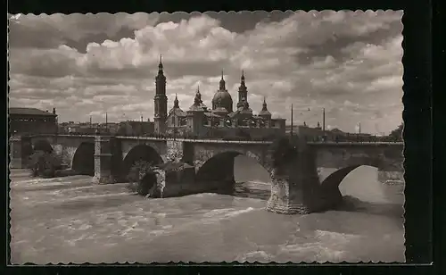 AK Zaragoza, Puente de Piedra sobre el Ebro
