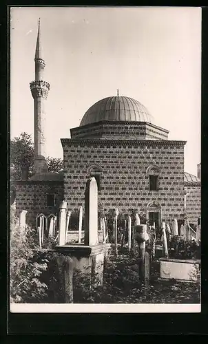 AK Uesküb, auf dem Friedhof vor der Moschee
