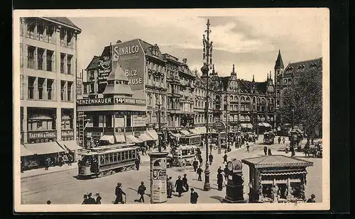 AK Berlin, Spittelmarkt mit Geschäften, Hauswandwerbung für Sinalco und Strassenbahn