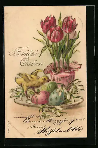 AK Fröhliche Ostern, Osterküken neben Tulpen