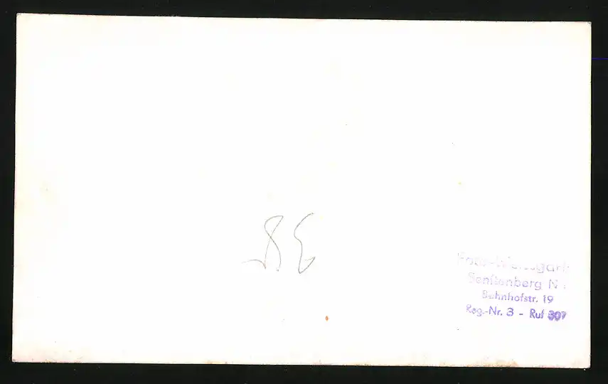 18 Fotografien Weissgärber, Senftenberg, DDR-Motorradrennen Lausitzring, Speedway / Sandbahnrennen mit Seitenwagen 28