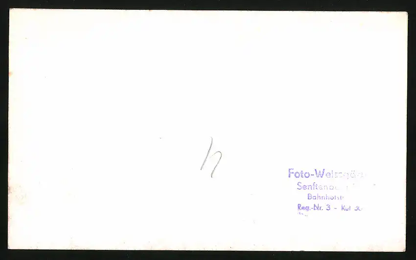 18 Fotografien Weissgärber, Senftenberg, DDR-Motorradrennen Lausitzring, Speedway / Sandbahnrennen mit Seitenwagen 30