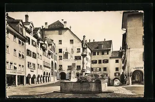 AK Wil, Hofplatz mit Brunnen