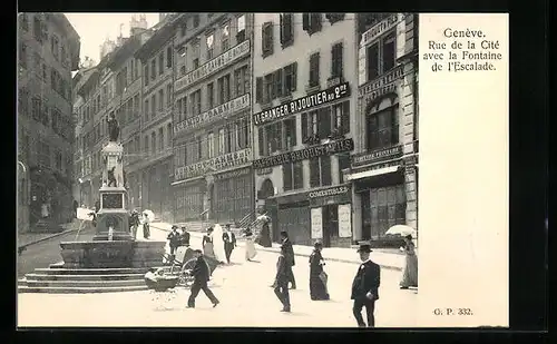 AK Genève, Rue de la Cite avec la Fontaine de l`Escalade