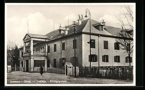 AK Cetinje, Partie am Königspalast mit Palastwache