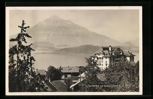 AK Gunten, Teilansicht mit Niesen