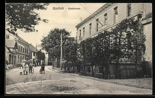 AK Waldbröl, Hauptstrasse mit Kindern