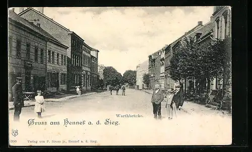AK Hennef /Sieg, Strassenpartie Warthbrücke mit Passanten
