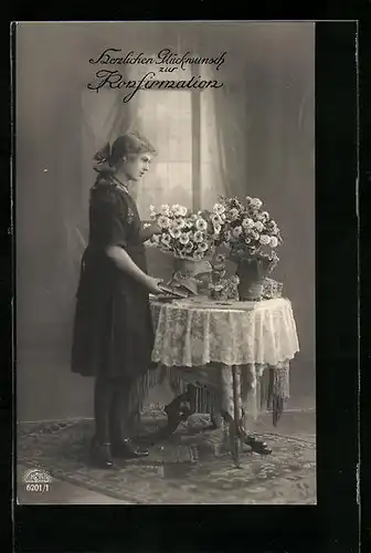 AK Junge Dame mit Blumen zur Konfirmation