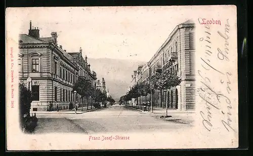 AK Leoben, Franz Josef-Strasse mit Passanten