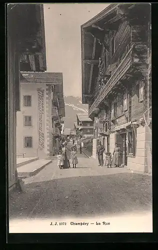 AK Champéry, La Rue