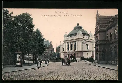 AK Rendsburg, Jungfernstieg-Strasse mit Stadthalle
