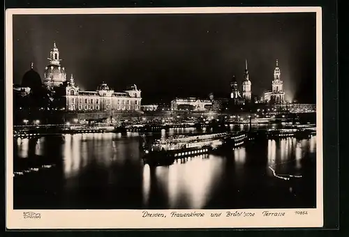 Foto-AK Walter Hahn, Dresden, Nr. 10852: Dresden, Frauenkirche und Brühl`sche Terrasse
