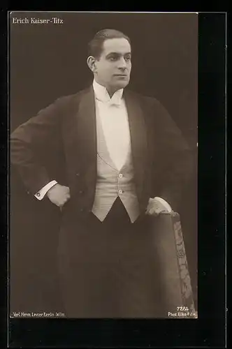 AK Schauspieler Erich Kaiser-Titz im Kostüm einer Bühnenrolle