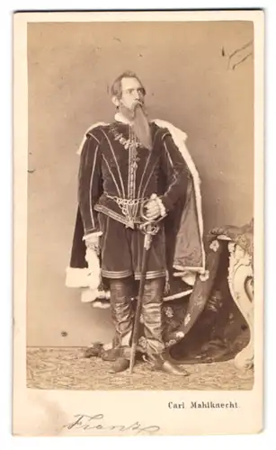 Fotografie Carl Mahlknecht, Wien, öster. Schauspieler Emil Franz als König von Spanien