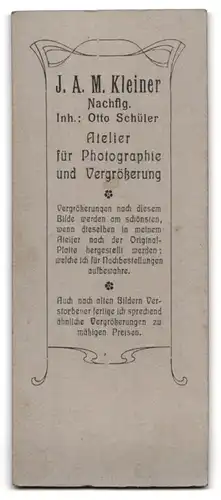 Fotografie J. A. M. Kleiner, Altona, Reichenstr. 26, stattlicher Mann mit schwarzem Anzug und Krawatte