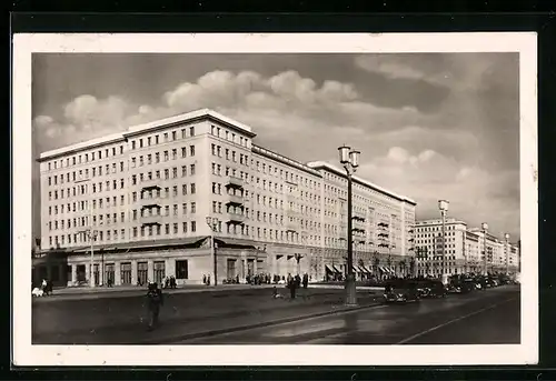 AK Berlin, Stalinallee, HO-Gaststätte Warschau