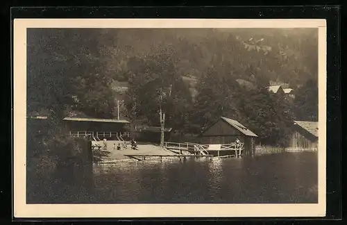 AK Sattendorf a. Ossiachersee, Göc-Sportklub Erholungsheim, Strandbad mit Bootshaus