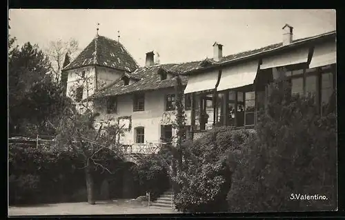 AK S. Valentino, Haus im Grünen