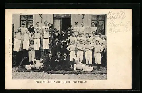 Foto-AK Berlin-Marienfelde, Männer-Turn-Verein Jahn, Gruppenfoto