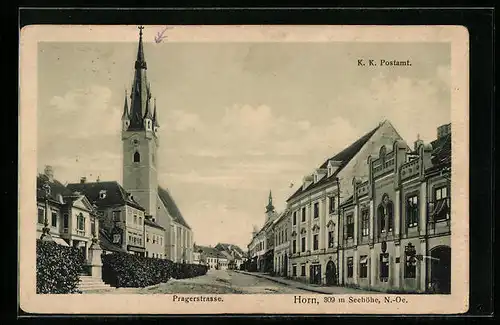 AK Horn, Pragerstrasse mit Kirche und K. K. Postamt