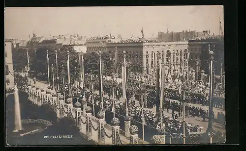 AK Berlin, Blick auf die Feststrasse, Unter den Linden