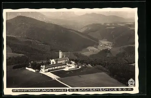 Foto-AK Walter Hahn, Dresden, Nr. 4083: Ottendorf /Sächs. Schwiz, Die Sachsenschule B. d. M.