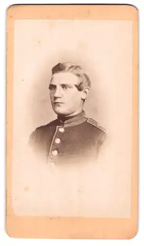 Fotografie S. Mauer, Coburg, Einjährig-Freiwilliger Soldat Hermann Stoss in Uniform