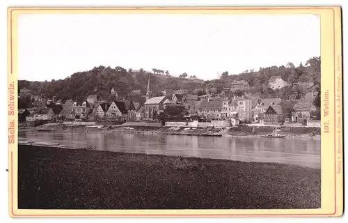 Fotografie Römmler & Jonas, Dresden, Ansicht Wehlen, Blick auf den Ort mit Gasthaus zur Elbterrasse