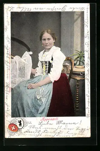 AK Dame in Appenzeller Tracht in einer Stube, Wappen
