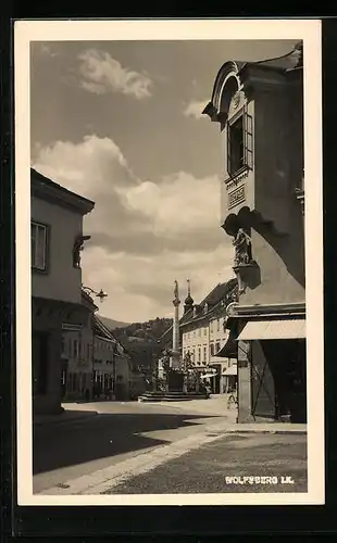 AK Wolfberg, Strassenpartie mit Brunnen