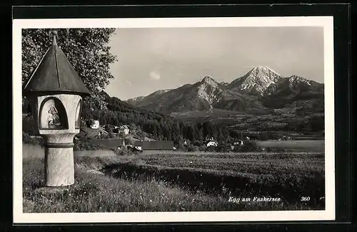 AK Egg am Faakersee, Blick auf Ortschaft und Bildstock