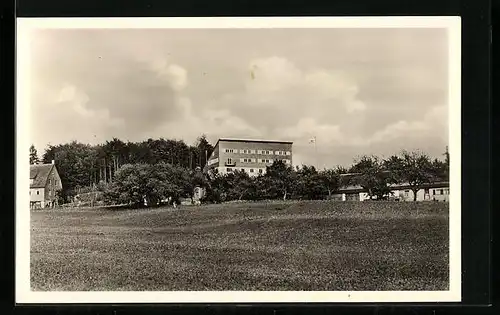 AK Althütte, Wiese vor dem Landheim Lutzenberg des C. V. J. M. Ludwigsburg