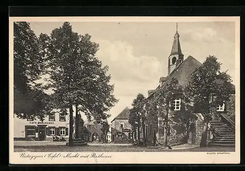 AK Nideggen i. Eifel, Markt mit Rathaus