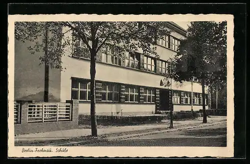 AK Berlin-Frohnau, Blick auf eine Schule